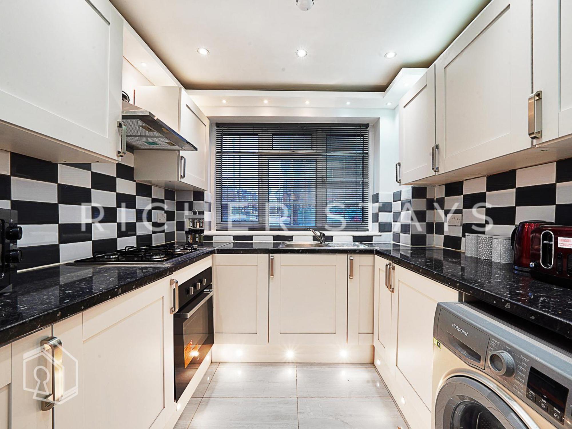 Leyton Guest Rooms - Rooms And Amenities 런던 외부 사진